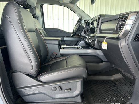 New 2025 Ford F250 Lariat w/ Lariat Ultimate Package image 25