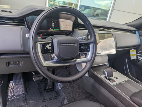 New 2025 Land Rover Range Rover Autobiography image 12