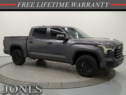 Used 2025 Toyota Tundra SR5 image 1