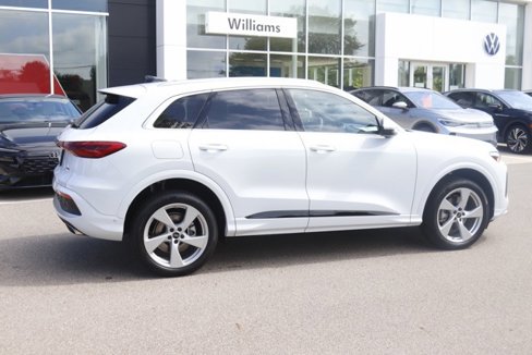 New 2025 Audi Q5 Premium Plus image 2