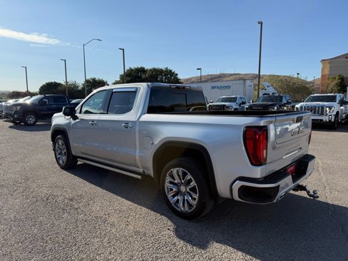 Used 2022 GMC Sierra 1500 Denali w/ Denali Reserve Package image 8