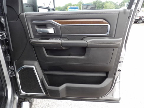 Used 2024 RAM 2500 Laramie w/ Safety Group image 43
