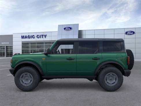 New 2025 Ford Bronco Badlands w/ Sasquatch Package image 3