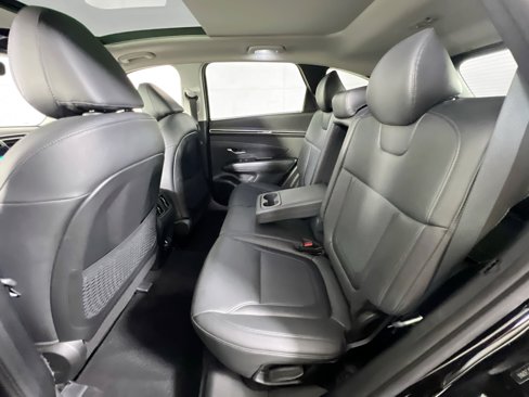 Used 2023 Hyundai Tucson Limited image 25