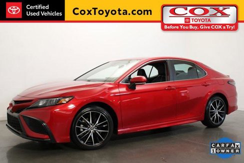 Certified 2024 Toyota Camry SE image 1