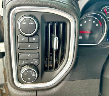 Used 2022 Chevrolet Silverado 2500 LT image 24