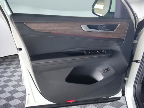 New 2025 Volkswagen Atlas SEL Premium R-Line image 24
