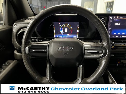Used 2023 Chevrolet Colorado Trail Boss image 15