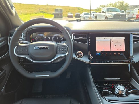 New 2025 Jeep Wagoneer Series III image 15