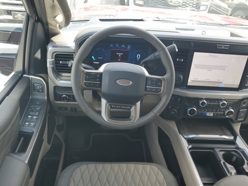 New 2026 Ford F450 Platinum image 15