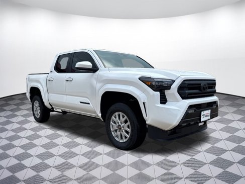 New 2025 Toyota Tacoma SR5 image 6