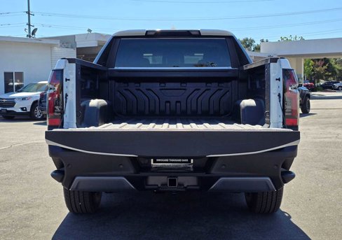 New 2026 Chevrolet Silverado EV LT image 15