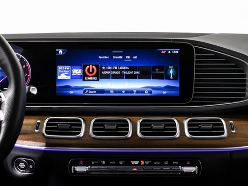 Certified 2025 Mercedes-Benz GLS 450 4MATIC image 30