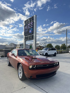 Used 2023 Dodge Challenger SXT w/ Cold Weather Group image 5