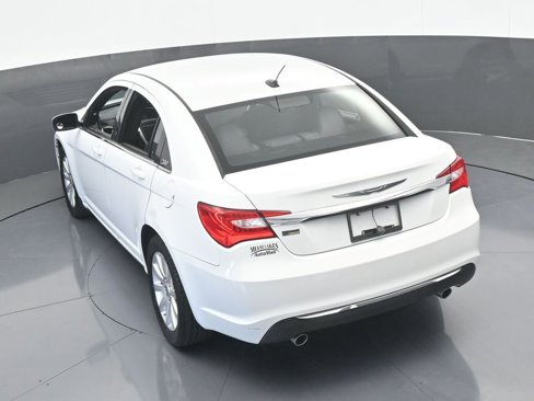Used 2013 Chrysler 200 Touring image 43