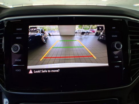 Used 2022 Volkswagen Atlas Cross Sport SE w/ Panoramic Sunroof Package image 29