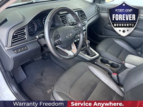 Used 2020 Hyundai Elantra Limited w/ Cargo Package (C1) image 11