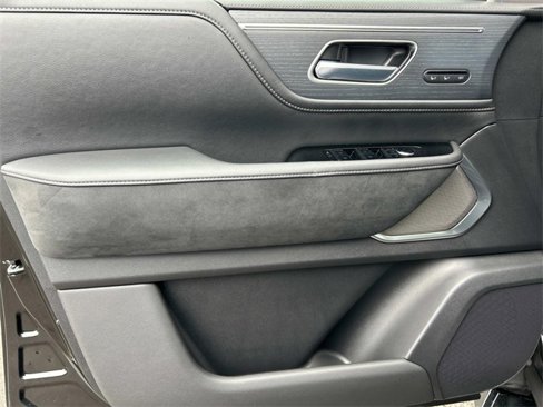 New 2025 INFINITI QX80 Sensory w/ Premium Cargo Package image 18
