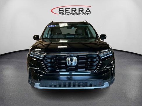 Used 2023 Honda Pilot Elite image 2