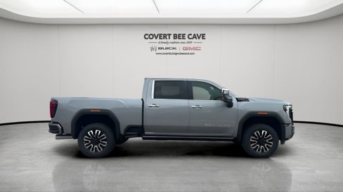 New 2026 GMC Sierra 2500 Denali Ultimate image 11