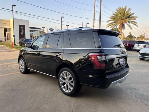 Used 2018 Ford Expedition Platinum image 6