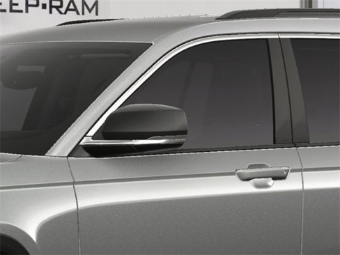 New 2025 Jeep Grand Cherokee L Limited w/ Trailer Tow Package image 13