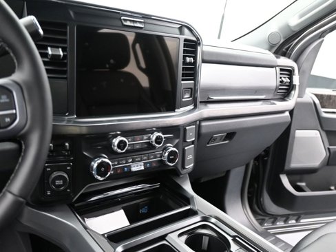New 2026 Ford F250 Lariat image 3