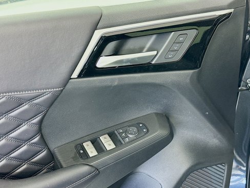 New 2024 Mitsubishi Outlander SEL image 22