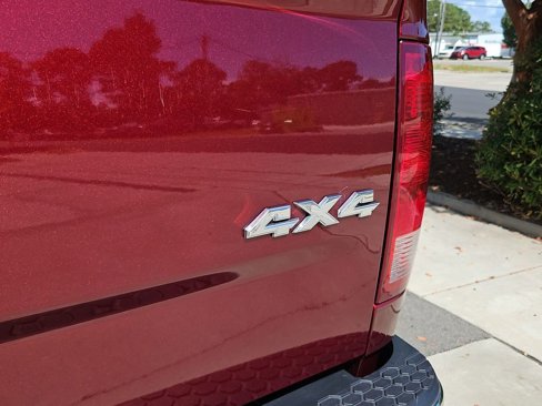 Used 2024 RAM 1500 Classic SLT image 28