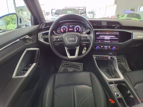 Used 2023 Audi Q3 2.0T Premium image 9