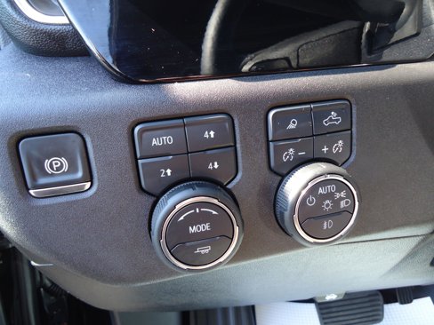 Used 2025 Chevrolet Silverado 2500 High Country image 16