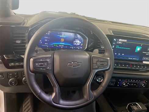 Used 2025 Chevrolet Silverado 1500 ZR2 w/ Technology Package image 11