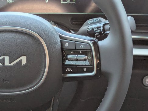 New 2026 Kia Carnival SX image 18