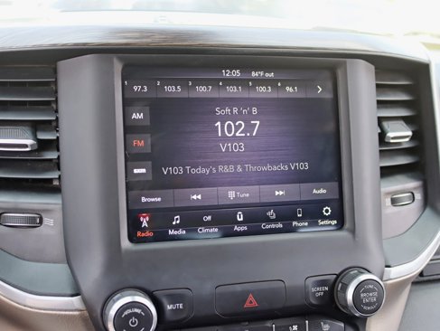 Used 2020 RAM 1500 Laramie w/ Off Road Group image 23
