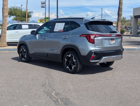 Certified 2025 Kia Seltos EX w/ EX Sunroof Package image 4