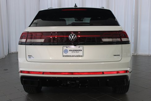 New 2026 Volkswagen Atlas Cross Sport SEL R-Line image 9