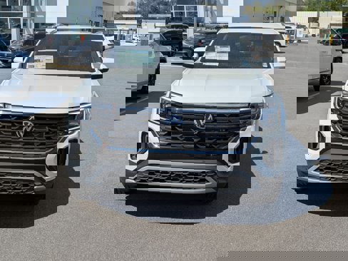New 2025 Volkswagen Atlas Cross Sport SE image 8