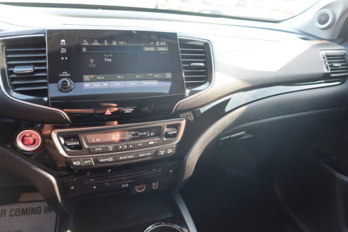 Used 2019 Honda Pilot Touring image 9