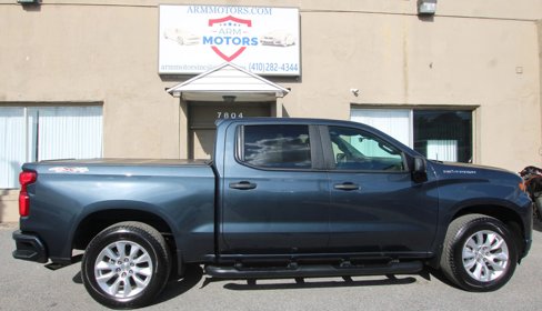 Used 2020 Chevrolet Silverado 1500 Custom w/ Custom Value Package image 4