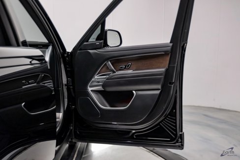 Used 2024 Land Rover Range Rover SE image 68