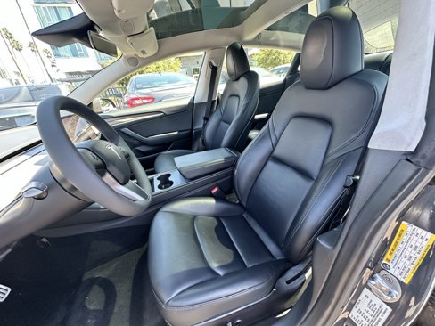 Used 2023 Tesla Model 3 Performance image 11