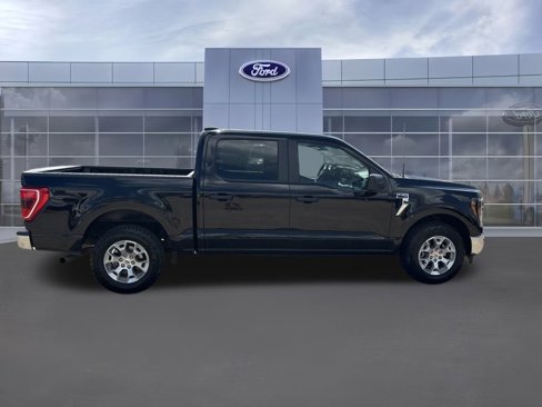 Used 2023 Ford F150 XLT image 6