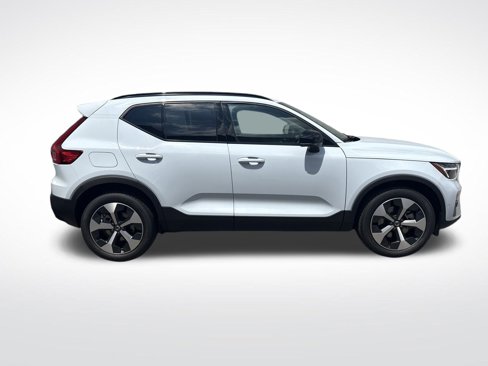 New 2026 Volvo XC40 B5 Plus w/ Protection Package Premier image 6