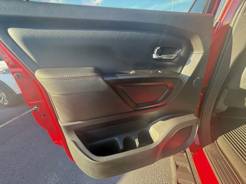 Used 2024 Nissan Titan PRO-4X w/ Pro-4x Utility Package image 11
