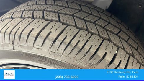 Used 2023 Jeep Grand Cherokee Limited w/ Black Appearance Package image 10
