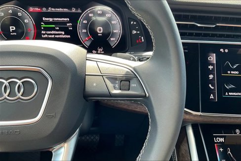 Certified 2025 Audi Q8 Premium Plus image 19