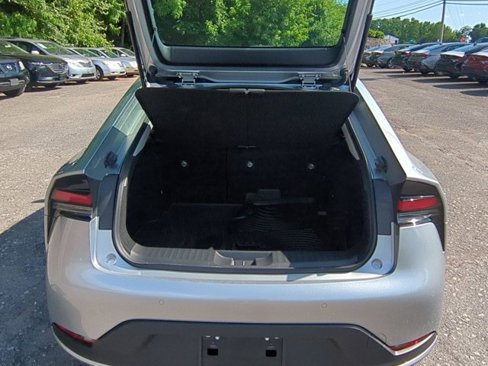 Certified 2023 Toyota Prius LE image 9