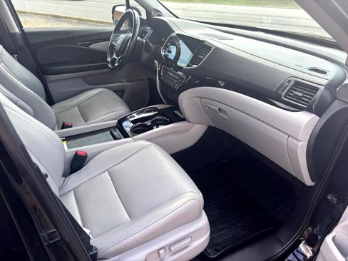 Used 2019 Honda Pilot Elite image 18