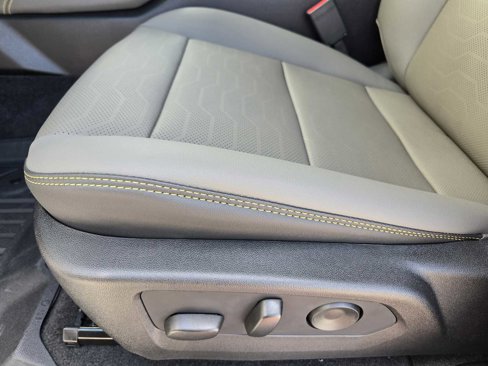 New 2026 Chevrolet Colorado ZR2 w/ Technology Package image 19
