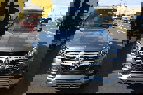 Used 2021 Mercedes-Benz GLS 450 4MATIC image 24